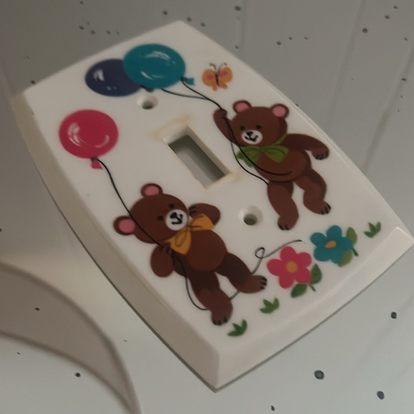 1980’s Light Switch Cover - Picture 4 of 7